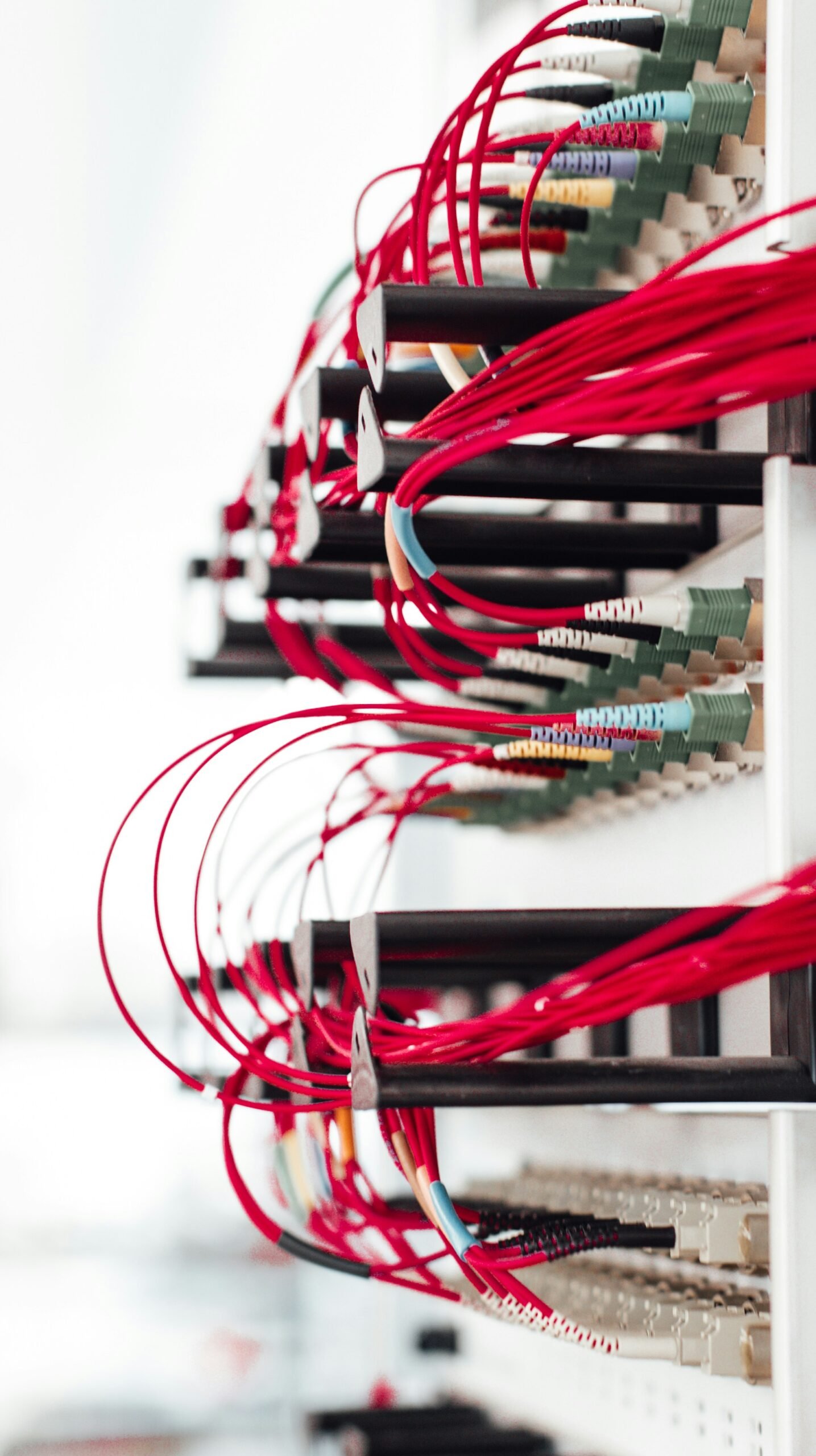 Info Tech Blogs 7 red white and green wires